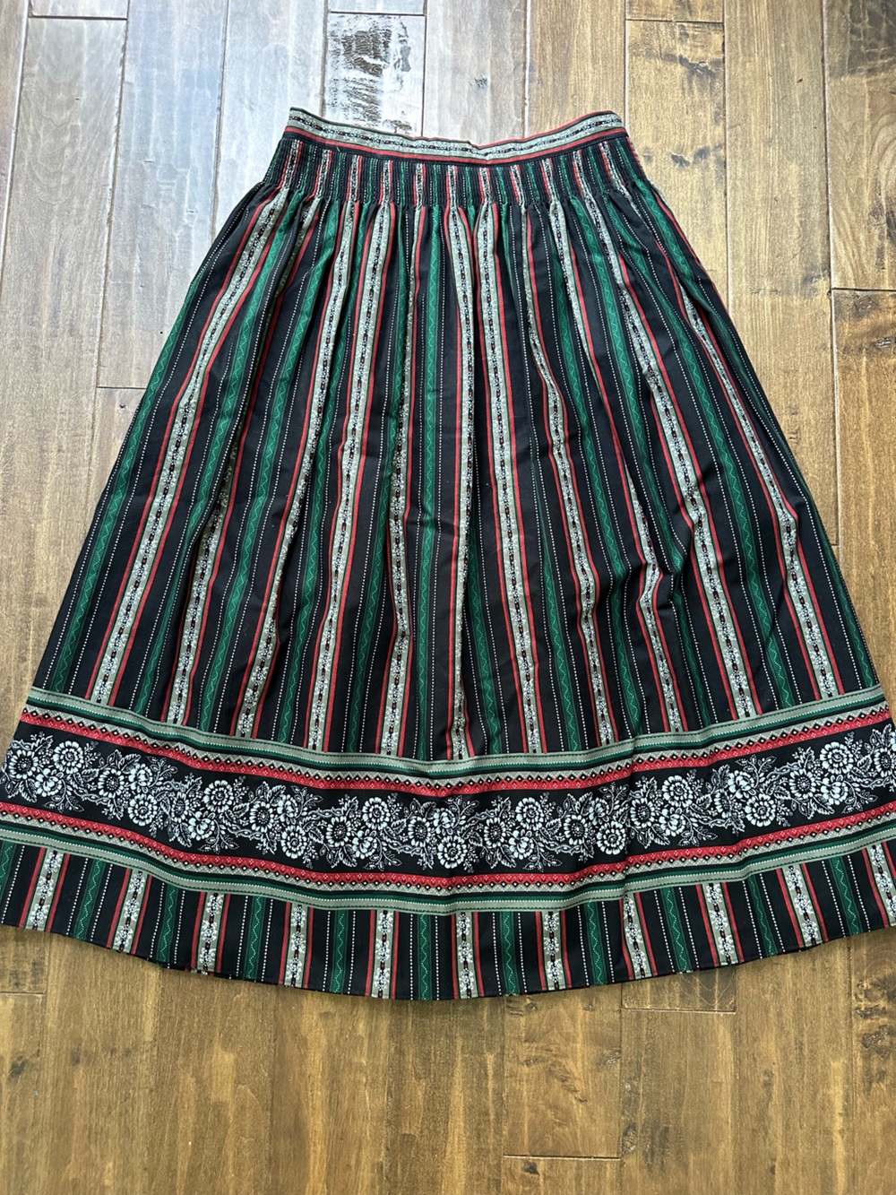 Vintage Trachten Dirndl Skirt Black Green Red Stripe 28" Waist-GORGEOUS